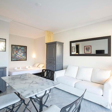 Chez J-P - 100M Beach 2-4Pers Terrace Sea View Pool Garage Antibes Luaran gambar